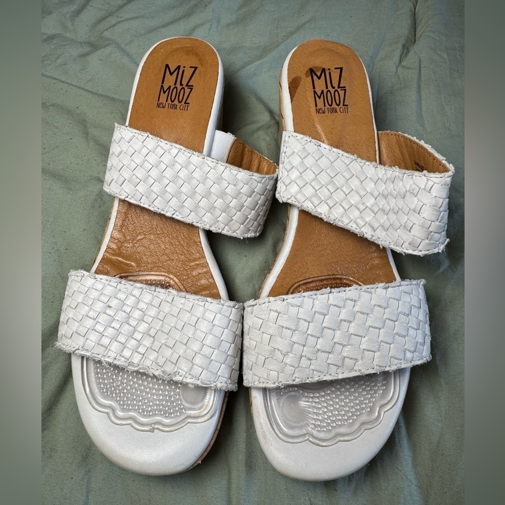 Miz Mooz Genna Shoes Women’s 41 US 10 White Sandals Slides Leather Block Heel